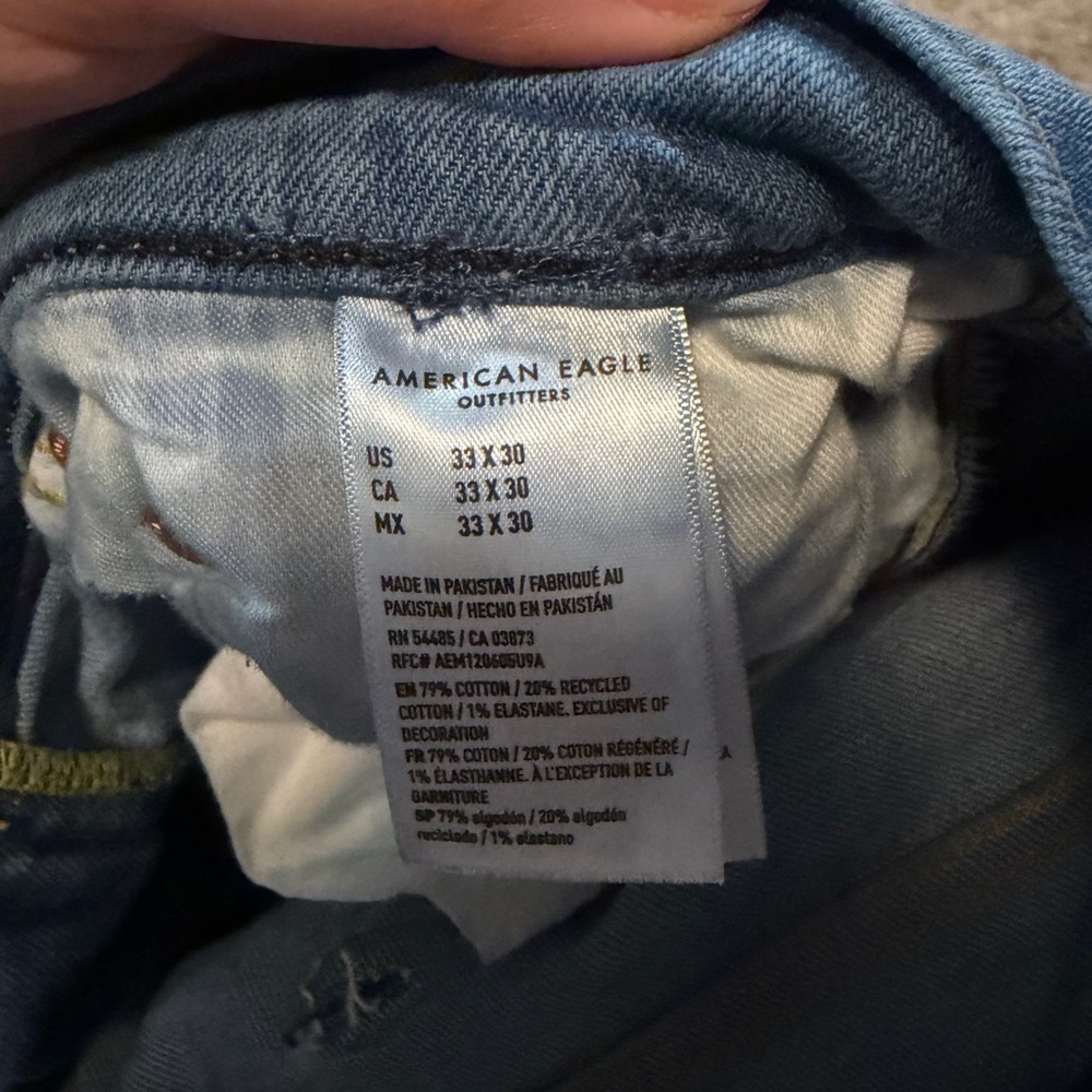 NWOT Men’s American Eagle Classic Straight Blue Jeans Size 33x30 - Picture 3 of 7